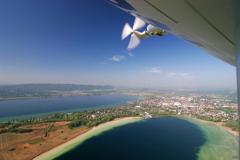 فندق بايريشا هوف لينداو المظهر الخارجي الصورة View of the town from the air